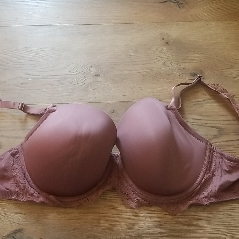 Victoria's secret 36DDD bra